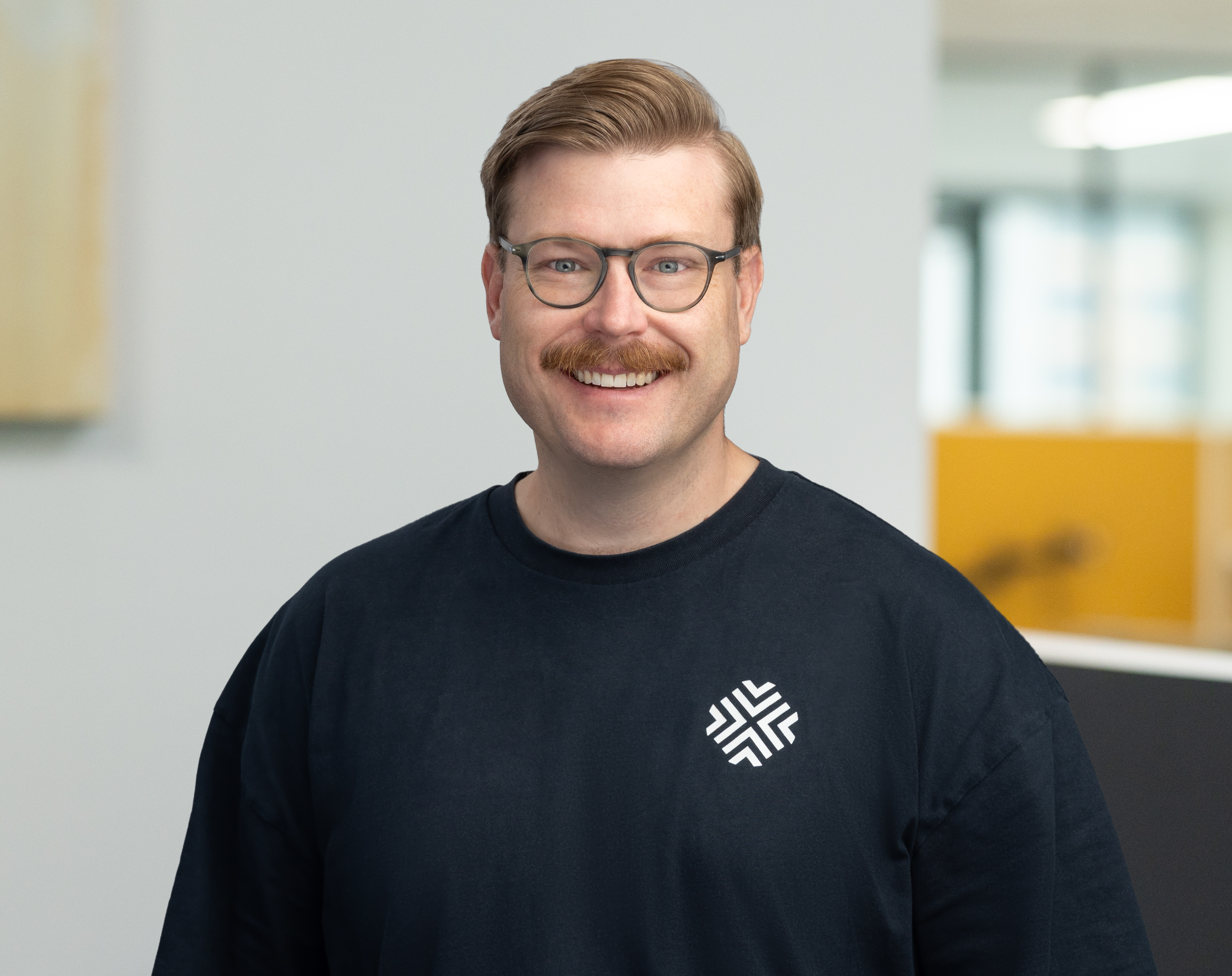 Frank_James_255-7405